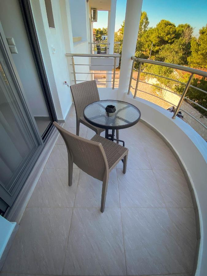 Sun Day Apartments&Rooms Artemida Extérieur photo