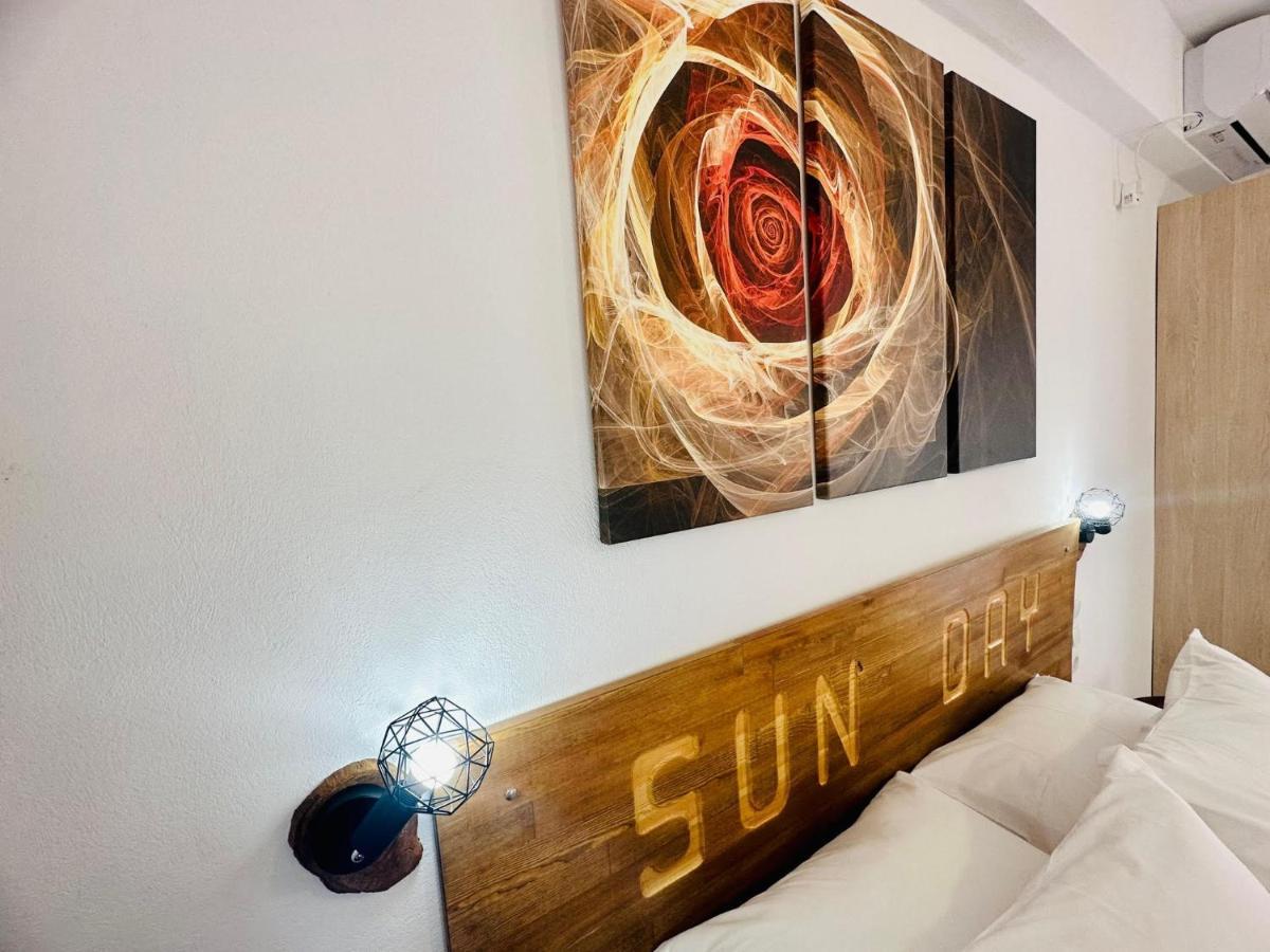 Sun Day Apartments&Rooms Artemida Extérieur photo