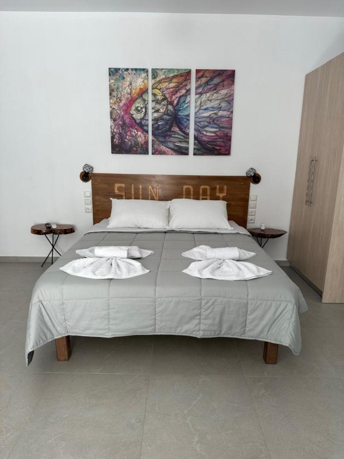 Sun Day Apartments&Rooms Artemida Extérieur photo