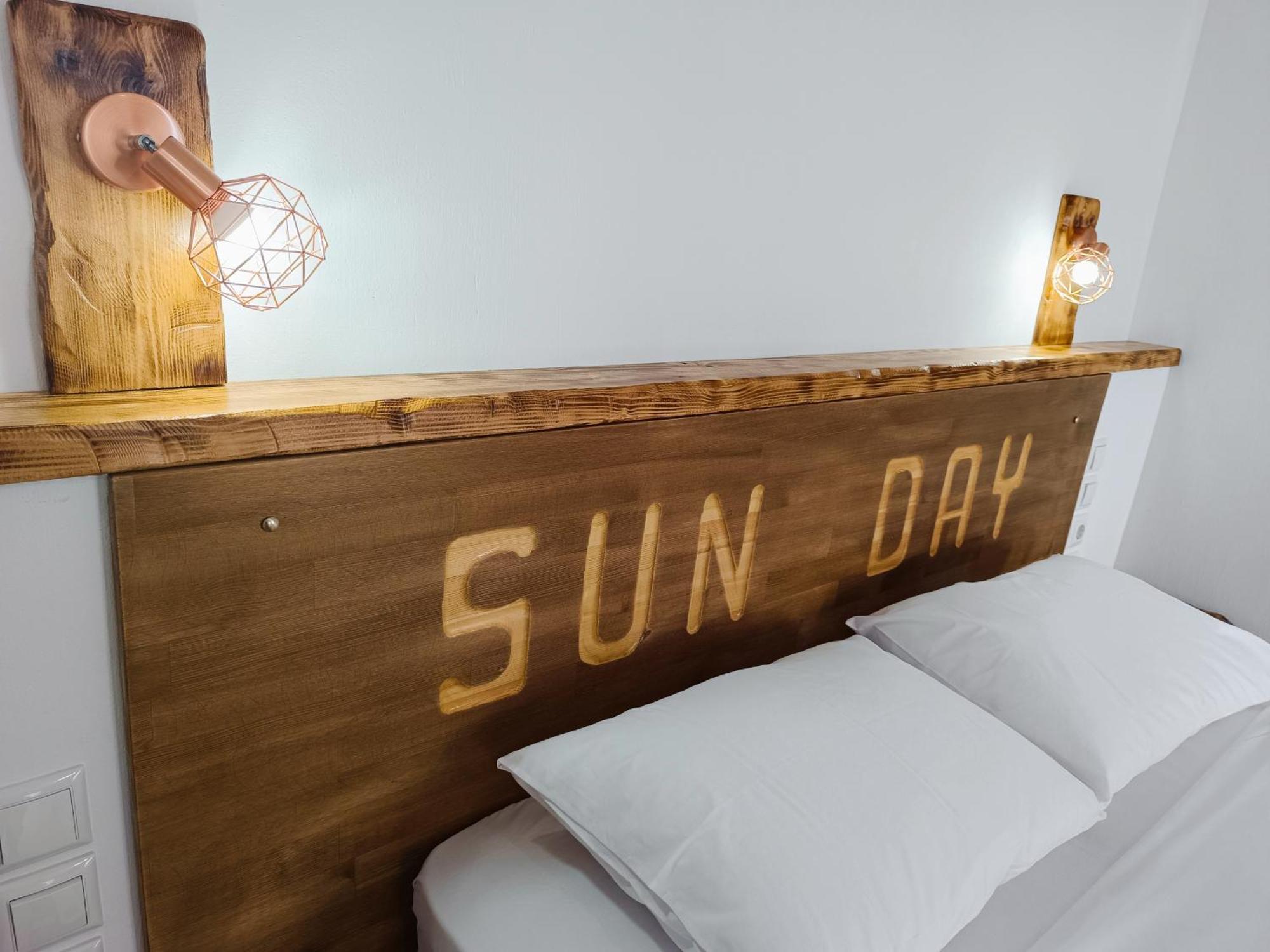 Sun Day Apartments&Rooms Artemida Extérieur photo