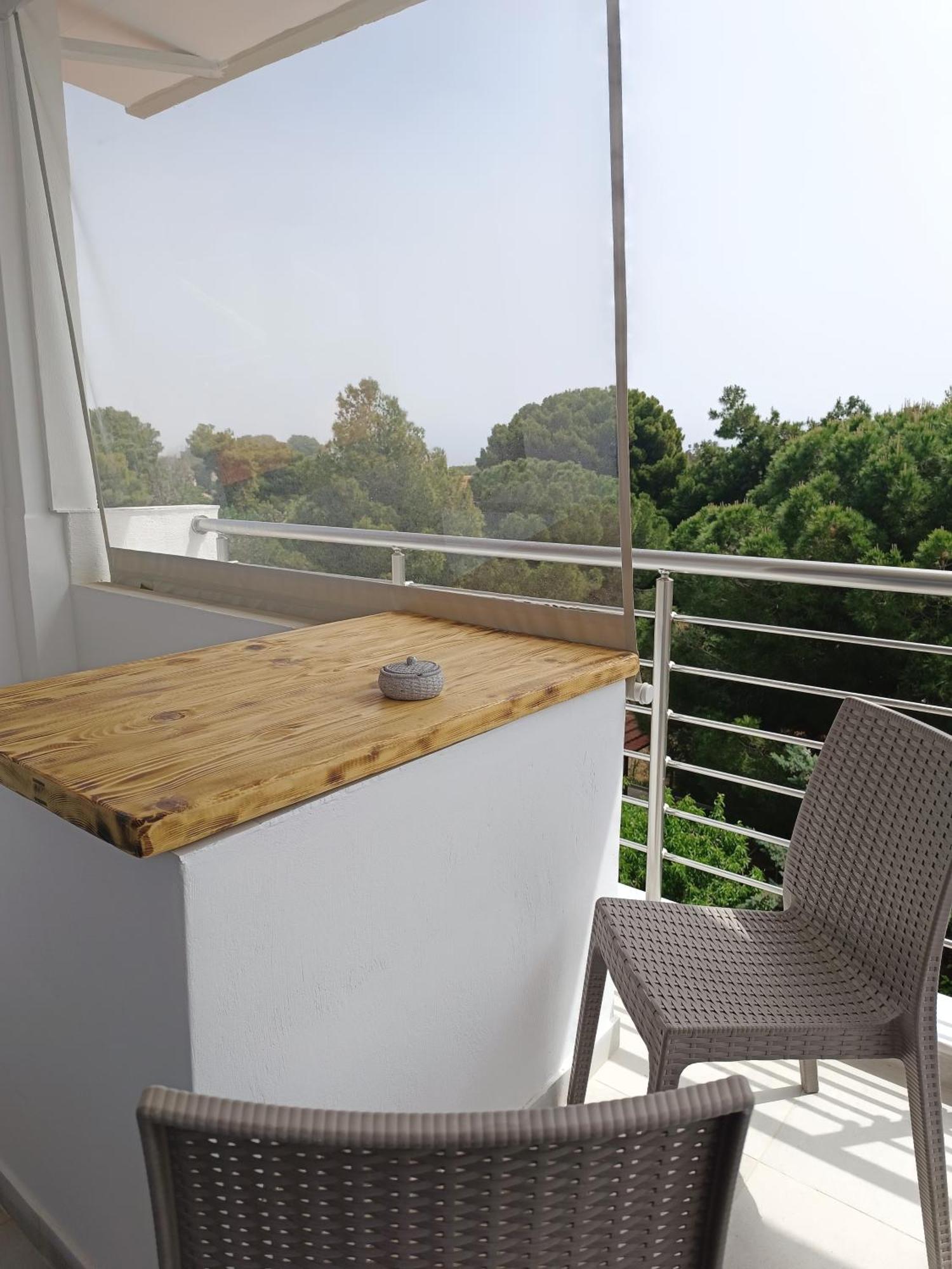 Sun Day Apartments&Rooms Artemida Extérieur photo