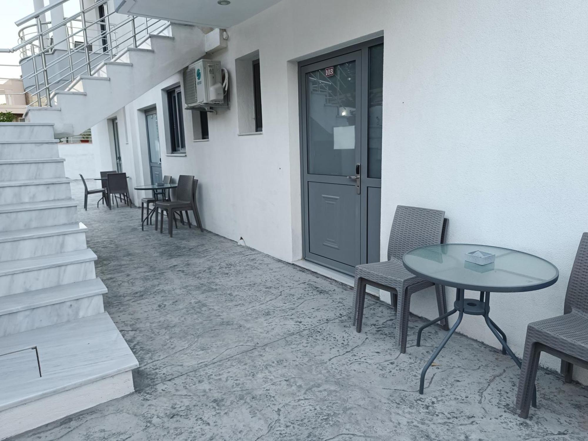Sun Day Apartments&Rooms Artemida Chambre photo